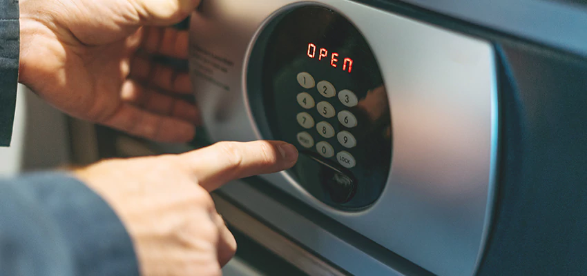 Cash Safe Openers in Garnet, California
